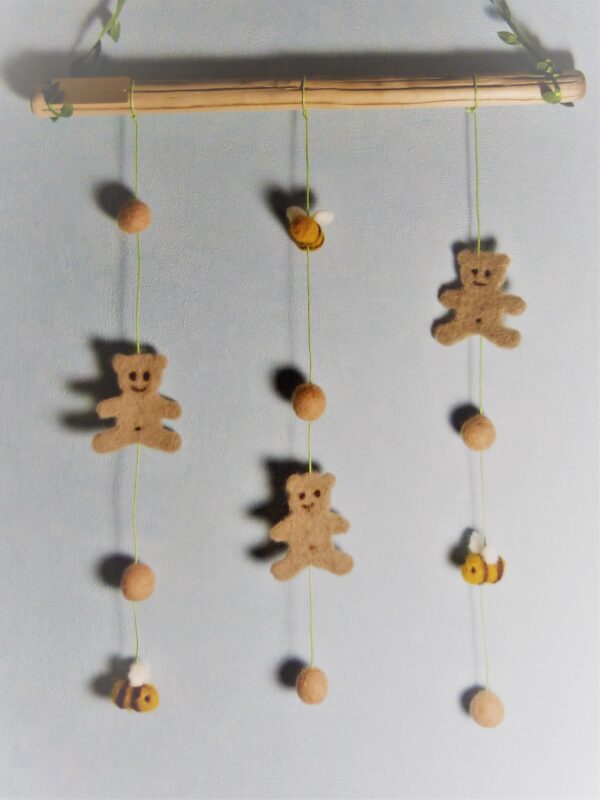 Suspension Les oursons et les abeilles – Image 2